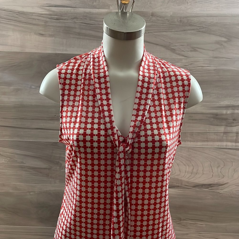 Banana Republic Tangerine White Geo Print Sleeveless Neck Tie Blouse Size Large